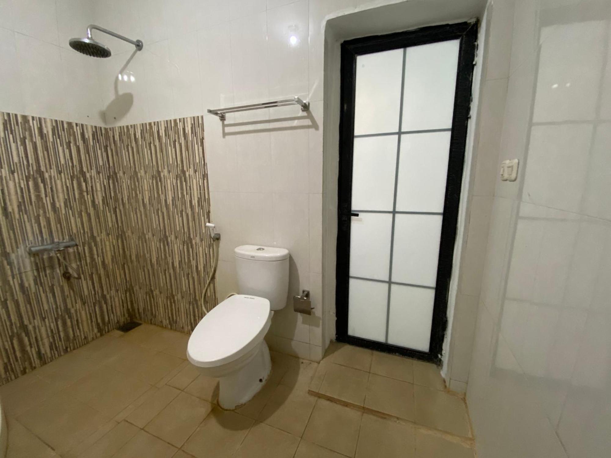 Hotel Reddoorz Syariah At Sudirman Street Garut Zewnętrze zdjęcie